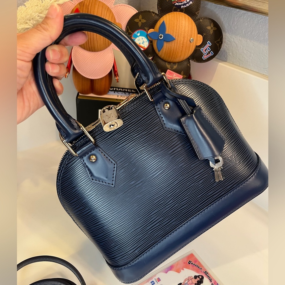 🎀LOUIS VUITTON Indigo Epi Leather Alma BB Bag - Picture 6 of 15